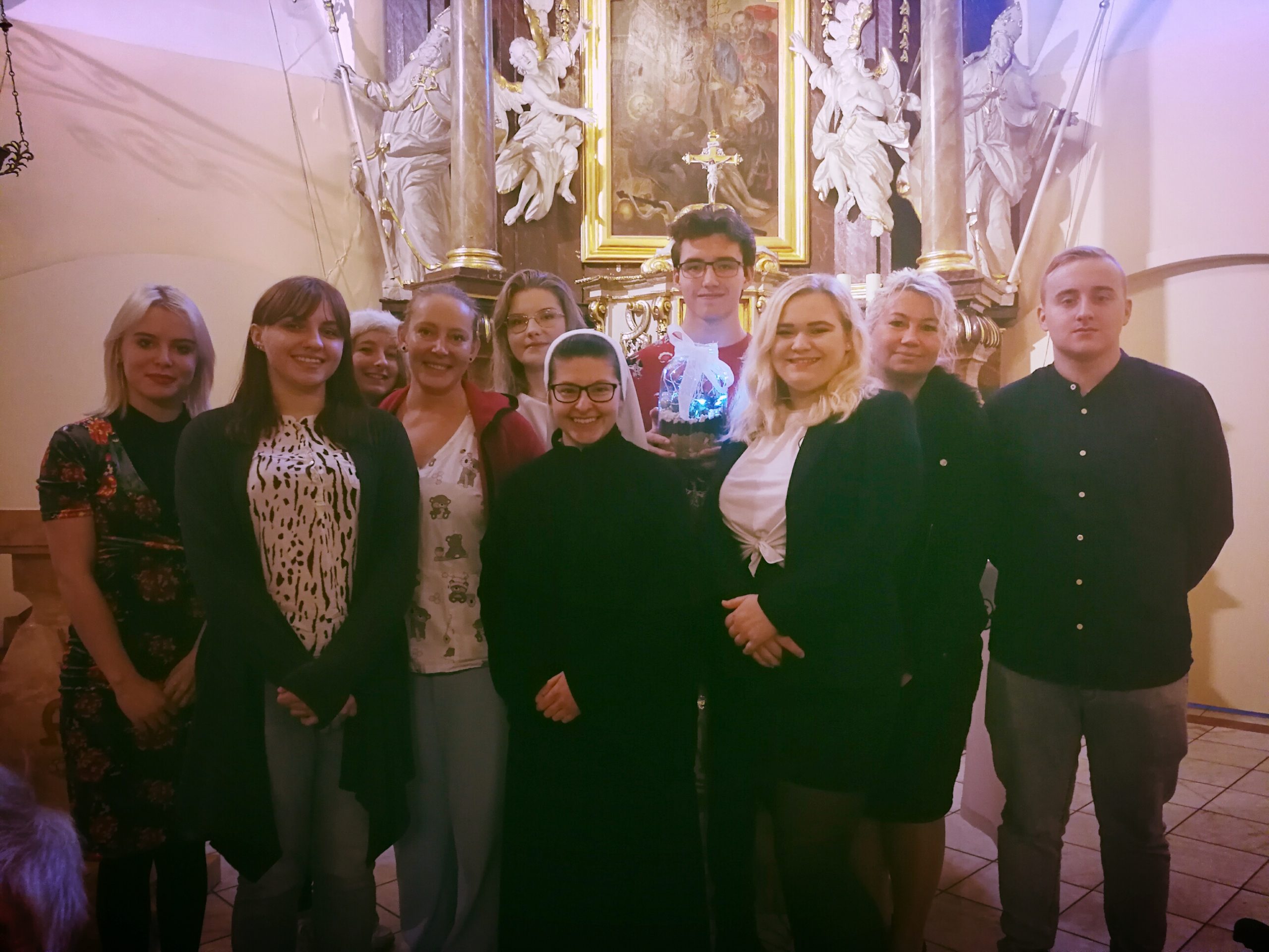 Koncert wigilijny w Domu Pomocy Społecznej Sióstr Franciszkanek w Opolu