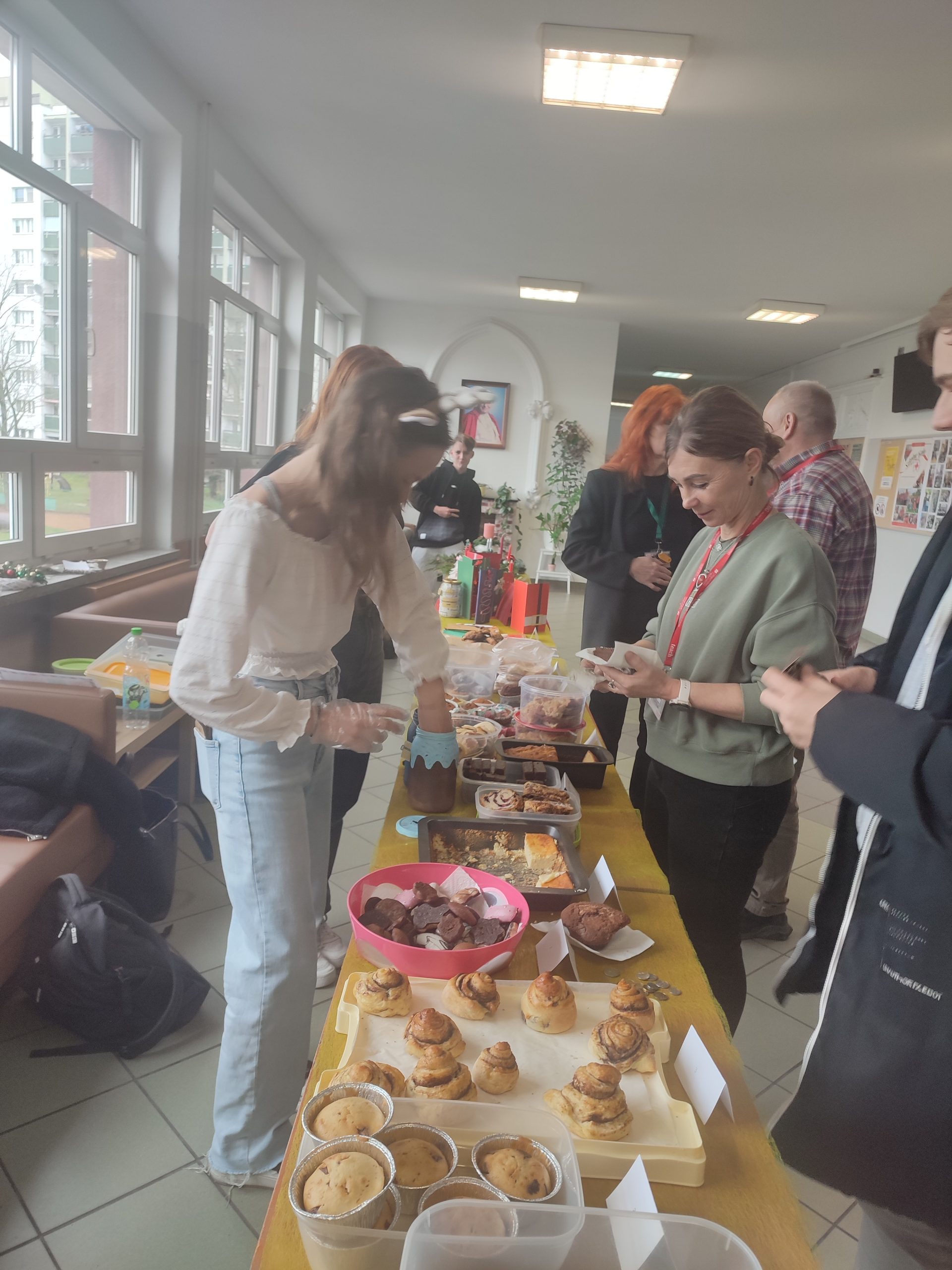 Świąteczne kiermasze charytatywne w Zespole Szkół Budowlanych
